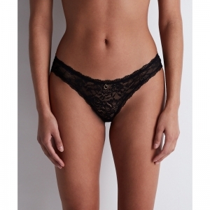 Rosessence Black