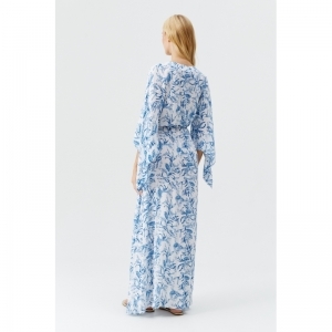 Edith Blue leaf